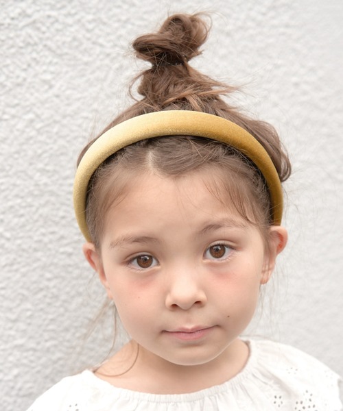 Lycee mine（リセマイン）の「ベロアぷっくりカチューシャ【子供服】【キッズ】【女の子】（カチューシャ・キッズ・ピンク/アイボリー/モスグリーン/マスタード・フリー）」の3枚目の写真