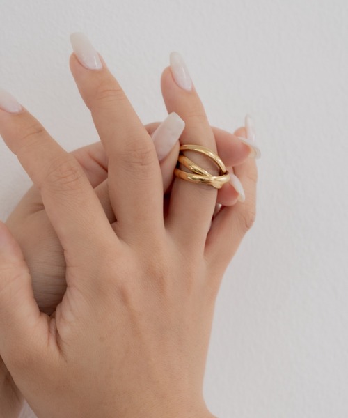 ebine(エビネ)の「Trinity Ring 金属アレルギー対応 サージカルステンレス(リング・レディース・ゴールド/その他/シルバー・13号/11号/16号/9号)」の15枚目の写真