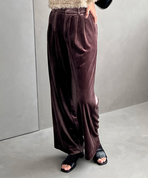 Olu.（オルドット）の「オリジナルベロアパンツ（その他パンツ・レディース・ピンク/ブラウン/チャコールグレー・2/1/0）」の3枚目の写真