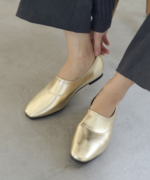 SESTO(セスト)の「ストレッチフィットパンプス(パンプス・レディース・ブラック/ゴールド・M/3L/L/S/LL)」の1枚目の写真