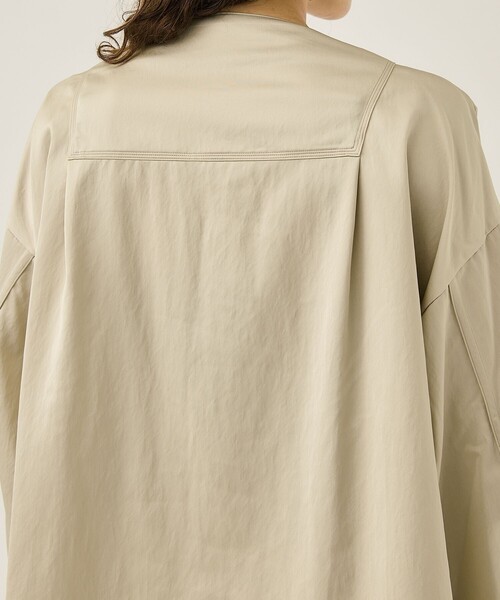 IHNN（イン）の「【IHNN/(イン)】スリットワイドブラウス（シャツ/ブラウス・レディース・アイボリー・36）」の7枚目の写真