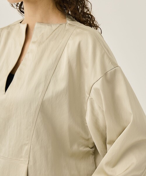 IHNN（イン）の「【IHNN/(イン)】スリットワイドブラウス（シャツ/ブラウス・レディース・アイボリー・36）」の9枚目の写真