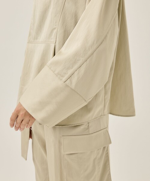 IHNN（イン）の「【IHNN/(イン)】スリットワイドブラウス（シャツ/ブラウス・レディース・アイボリー・36）」の10枚目の写真