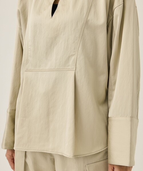 IHNN（イン）の「【IHNN/(イン)】スリットワイドブラウス（シャツ/ブラウス・レディース・アイボリー・36）」の11枚目の写真