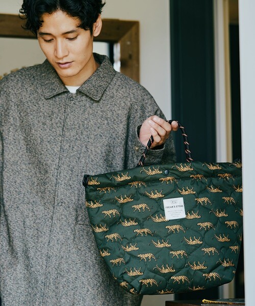 KiU(キウ)の「KiU×FREAK'S STORE/キウ×フリークスストア 別注PADDED TOTE BAG/パデットトートバッグ 撥水(トートバッグ・レディース・ライトグレー/レオパード/ブラック/ダークグレー/キャメル/ベージュ・ONE SIZE)」の21枚目の写真
