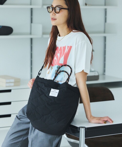 KiU(キウ)の「KiU×FREAK'S STORE/キウ×フリークスストア 別注PADDED TOTE BAG/パデットトートバッグ 撥水(トートバッグ・レディース・ライトグレー/レオパード/ブラック/ダークグレー/キャメル/ベージュ・ONE SIZE)」の15枚目の写真