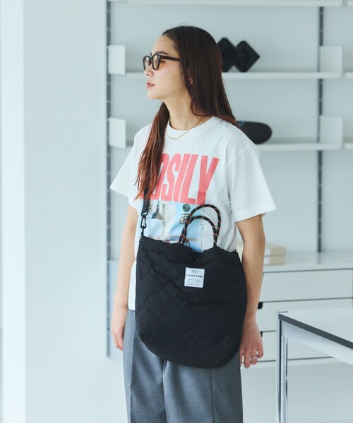 KiU(キウ)の「KiU×FREAK'S STORE/キウ×フリークスストア 別注PADDED TOTE BAG/パデットトートバッグ 撥水(トートバッグ・メンズ・ライトグレー/レオパード/ブラック/ダークグレー/キャメル/ベージュ・ONE SIZE)」の15枚目の写真