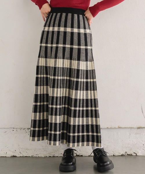 RETRO GIRL(レトロガール)の「チェックニットフレアSK(スカート・レディース・ブラウン系その他2/ブラック系その他2/オレンジ系その他2・FREE)」の2枚目の写真