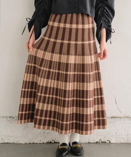 RETRO GIRL(レトロガール)の「チェックニットフレアSK(スカート・レディース・ブラウン系その他2/ブラック系その他2/オレンジ系その他2・FREE)」の7枚目の写真