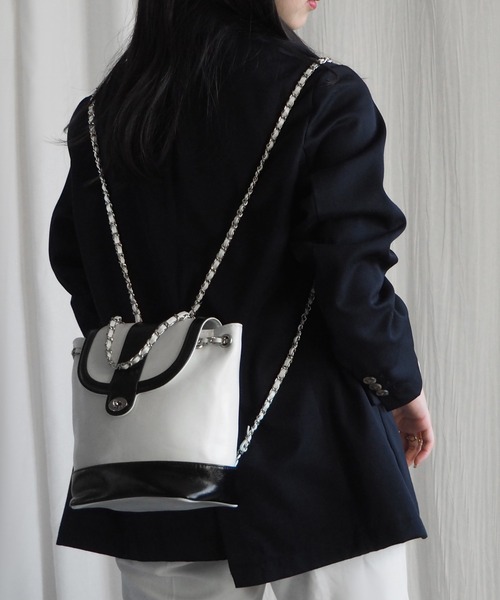 minia（ミニア）の「ミニリュック（バックパック/リュック・レディース・ブラック/シルバー/アイボリー/ブラック×ホワイト・FREE）」の3枚目の写真