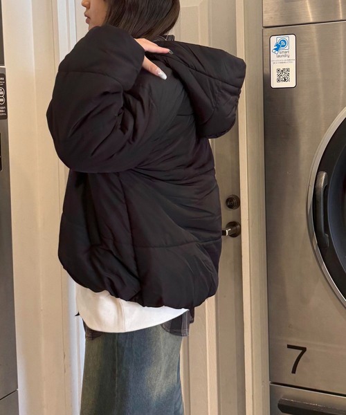 AS KNOW AS plus（アズノゥアズプラス）の「☆選んであったか中綿フェイクダウンジャケット（ダウンジャケット/コート・レディース・ベージュ系/グリーン系/ブラック系/ブラック/アイボリー/ホワイト系その他/ブルー系・FREE）」の14枚目の写真