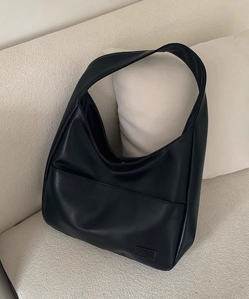 Dita Muaj.(ディータムアージュ)の「ワンハンドル ワイドベルトショルダーバッグ(ショルダーバッグ・レディース・ホワイト/ブラック・FREE)」の10枚目の写真