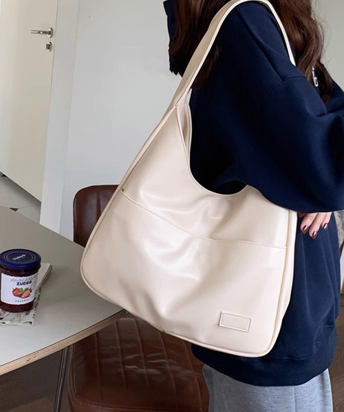 Dita Muaj.(ディータムアージュ)の「ワンハンドル ワイドベルトショルダーバッグ(ショルダーバッグ・レディース・ホワイト/ブラック・FREE)」の3枚目の写真