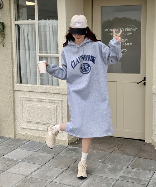 SHEPP(シープ)の「カレッジプリント スウェットパーカーロングワンピース1(ワンピース・レディース・ネイビー/グレー/ブラウン・FREE)」の4枚目の写真