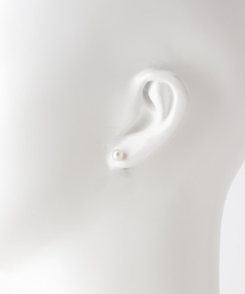 URBAN RESEARCH（アーバンリサーチ）の「ff by decor urban research　アコヤパール5mmピアス（ピアス（両耳用）・レディース・ホワイト系その他・-）」の3枚目の写真