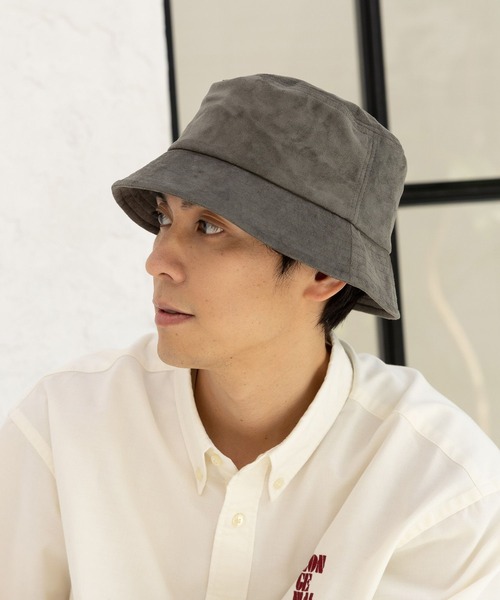 LAKOLE(ラコレ)の「スエードバケットハット / 104881(ハット・メンズ・チャコール/オフホワイト/ピンク・9)」の3枚目の写真