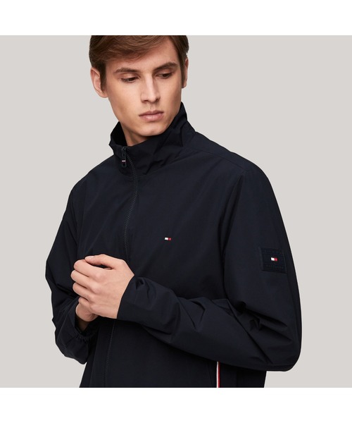 TOMMY HILFIGER(トミーヒルフィガー)の「スタンドカラーブルゾン(ブルゾン・メンズ・ネイビー/ブラック・X-LARGE/SMALL/MEDIUM/LARGE)」の15枚目の写真