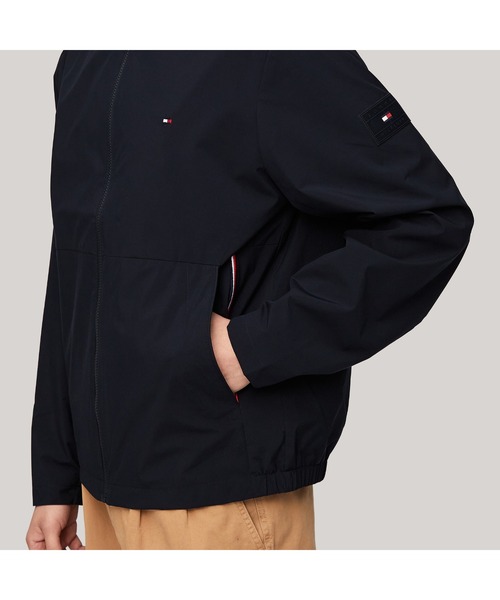 TOMMY HILFIGER(トミーヒルフィガー)の「スタンドカラーブルゾン(ブルゾン・メンズ・ネイビー/ブラック・X-LARGE/SMALL/MEDIUM/LARGE)」の16枚目の写真