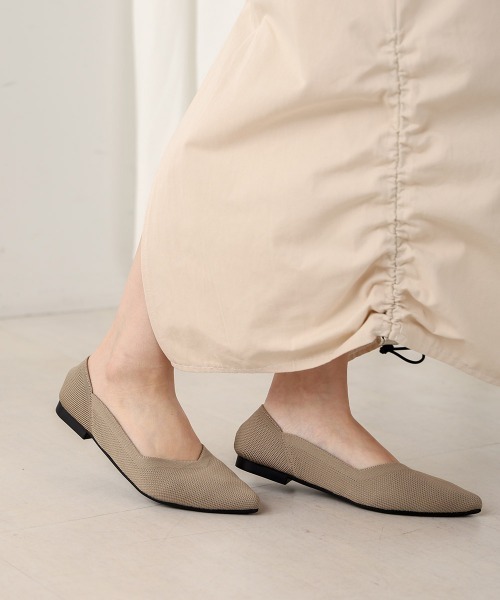 Bou Jeloud（ブージュルード）の「フィットパンプス（パンプス・レディース・ベージュ/ブラック・M/L）」の5枚目の写真