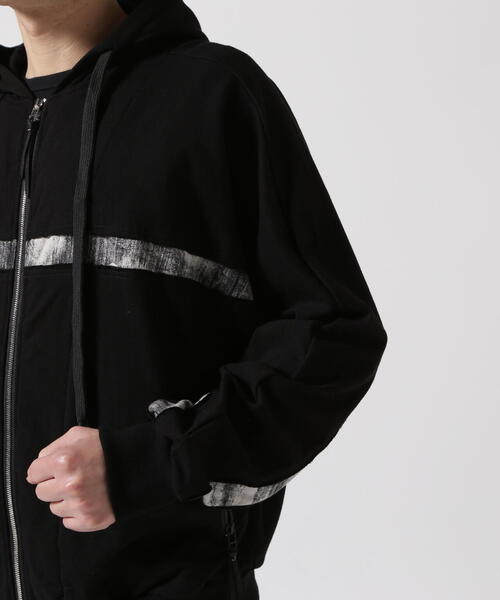 KMRii（ケムリ）の「KMRii/ケムリ/Back Cross Short Parka（パーカー・メンズ・ブラック・2）」の10枚目の写真