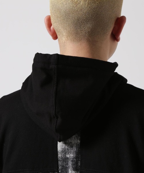 KMRii（ケムリ）の「KMRii/ケムリ/Back Cross Short Parka（パーカー・メンズ・ブラック・2）」の14枚目の写真