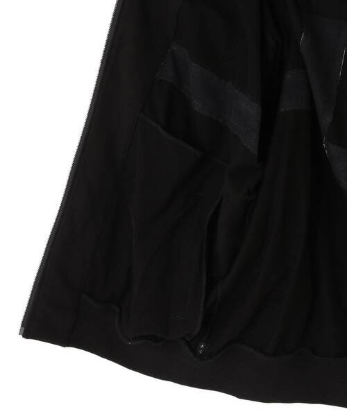 KMRii（ケムリ）の「KMRii/ケムリ/Back Cross Short Parka（パーカー・メンズ・ブラック・2）」の5枚目の写真