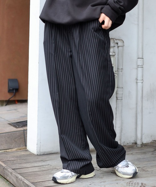 SPINNS(スピンズ)の「【サイズ展開あり・ユニセックスで着用可能】ストライプテーラードスラックスパンツ(スラックス・メンズ・ネイビー/ブラック・L/M/S)」の16枚目の写真