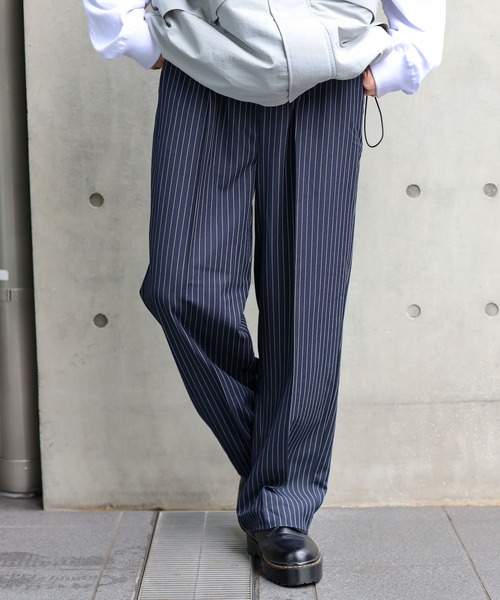 SPINNS(スピンズ)の「【サイズ展開あり・ユニセックスで着用可能】ストライプテーラードスラックスパンツ(スラックス・メンズ・ネイビー/ブラック・L/M/S)」の10枚目の写真