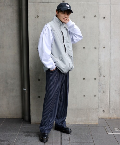 SPINNS(スピンズ)の「【サイズ展開あり・ユニセックスで着用可能】ストライプテーラードスラックスパンツ(スラックス・メンズ・ネイビー/ブラック・L/M/S)」の8枚目の写真