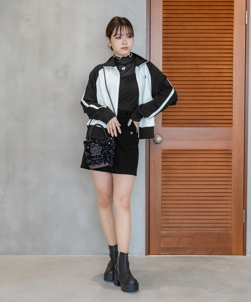 未使用　MARY QUANT デイジーパッチスパンコール 2WAYミニトート MARY QUANT（マリークワント）の「デイジーパッチスパンコール