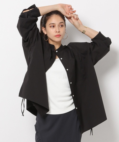 HEREIAM(ヘレイアム)の「【HEREIAM】撥水プリーツカフスシャツ(シャツ/ブラウス・レディース・ホワイト/ブルー/ブラック・FREE)」の1枚目の写真