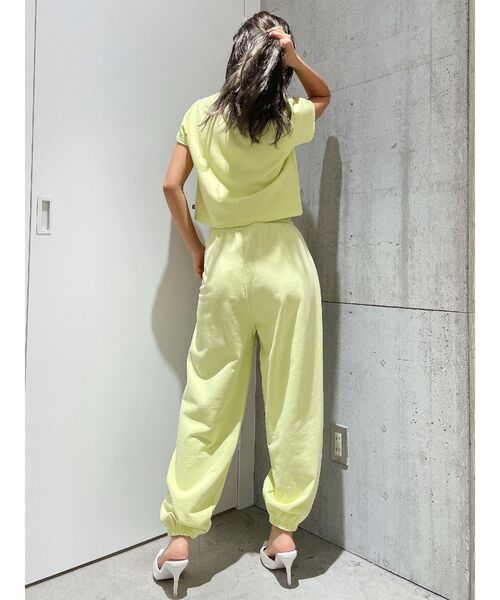 DC(ディーシー)の「GYDA×DC ロゴスウェットパンツ(スウェットパンツ・レディース・イエロー/オフホワイト/ブラック・FREE)」の16枚目の写真