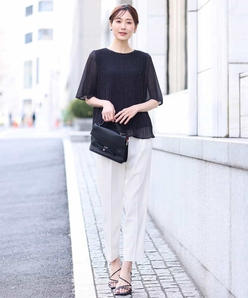 OFUON le MK（オフオンルエムケー）の「テーパードシルエットプルオンパンツ/洗える（スラックス・レディース・ブラック/アイボリー/モカ・36/38/40）」の4枚目の写真