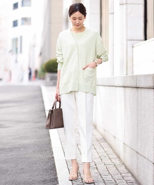 OFUON le MK（オフオンルエムケー）の「テーパードシルエットプルオンパンツ/洗える（スラックス・レディース・ブラック/アイボリー/モカ・36/38/40）」の13枚目の写真