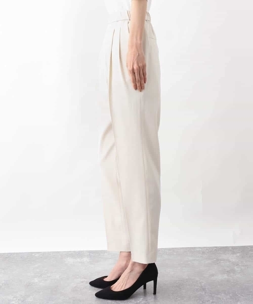 OFUON le MK（オフオンルエムケー）の「テーパードシルエットプルオンパンツ/洗える（スラックス・レディース・ブラック/アイボリー/モカ・36/38/40）」の19枚目の写真