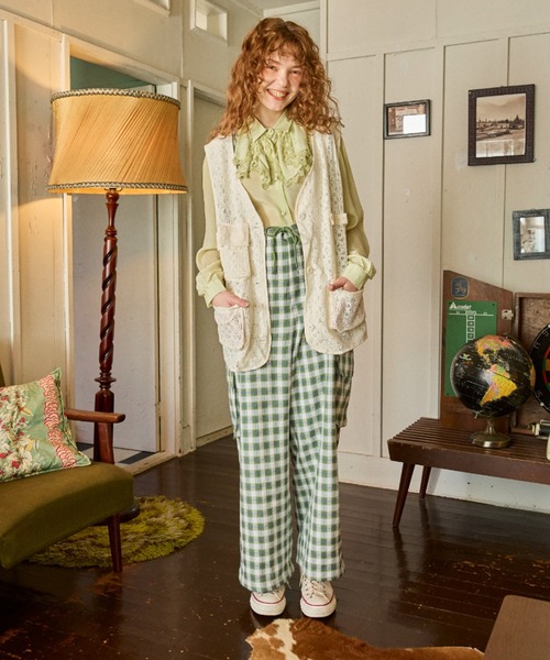 anoco no oheya（アノコノオへヤ）の「lace vest（ベスト・レディース・アイボリー・FREE）」の20枚目の写真