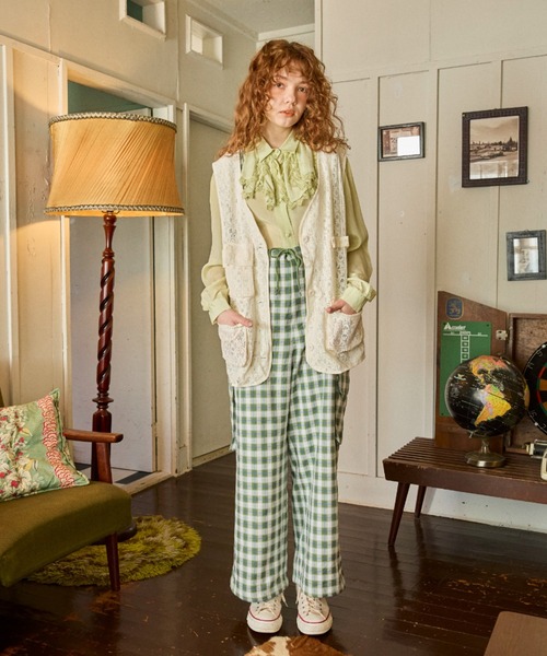 anoco no oheya（アノコノオへヤ）の「lace vest（ベスト・レディース・アイボリー・FREE）」の18枚目の写真