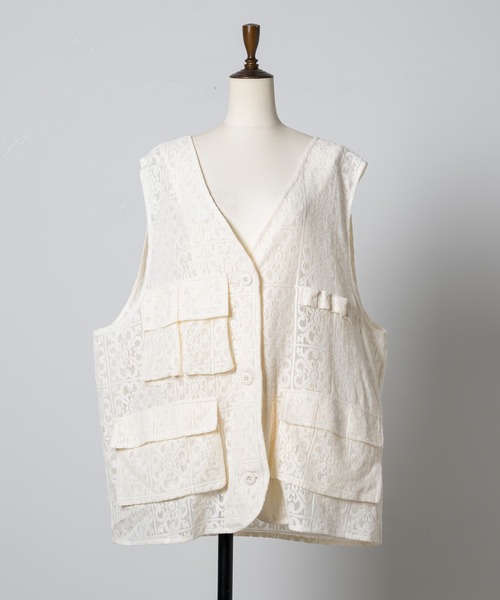 anoco no oheya（アノコノオへヤ）の「lace vest（ベスト・レディース・アイボリー・FREE）」の8枚目の写真
