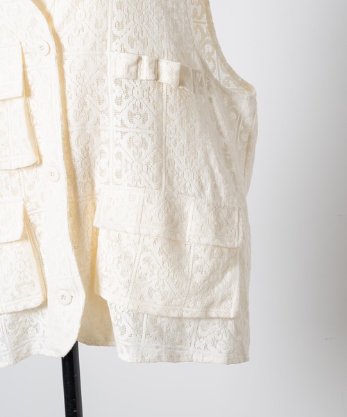 anoco no oheya（アノコノオへヤ）の「lace vest（ベスト・レディース・アイボリー・FREE）」の2枚目の写真