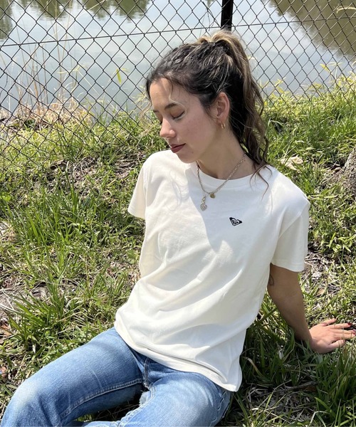 ROXY（ロキシー）の「HERITAGE LOGOS/ロキシー半袖バックプリントロゴTシャツ（Tシャツ/カットソー・レディース・グレー/ブラック/ホワイト/ブラウン・LARGE/MEDIUM/SMALL）」の6枚目の写真