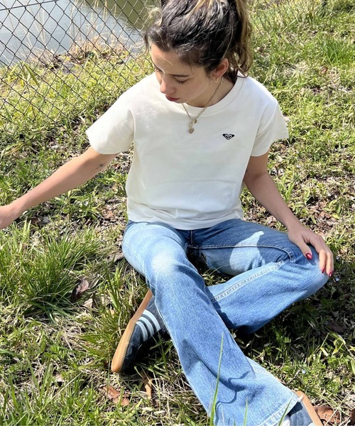 ROXY（ロキシー）の「HERITAGE LOGOS/ロキシー半袖バックプリントロゴTシャツ（Tシャツ/カットソー・レディース・グレー/ブラック/ホワイト/ブラウン・LARGE/MEDIUM/SMALL）」の10枚目の写真