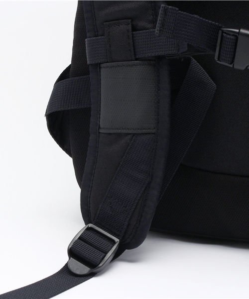 NIXON（ニクソン）の「NIXON BACKPACK SMITH 2（バックパック/リュック・メンズ・ブラック/グレー・ONE SIZE）」の5枚目の写真