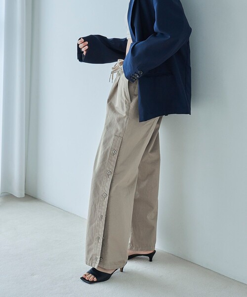FREAK'S STORE（フリークスストア）の「FREAK’S STORE/フリークスストア サイドボタンパンツ/チノパンツ/ワイドパンツ（チノパンツ・レディース・ベージュ/オリーブ・MEDIUM/SMALL）」の15枚目の写真