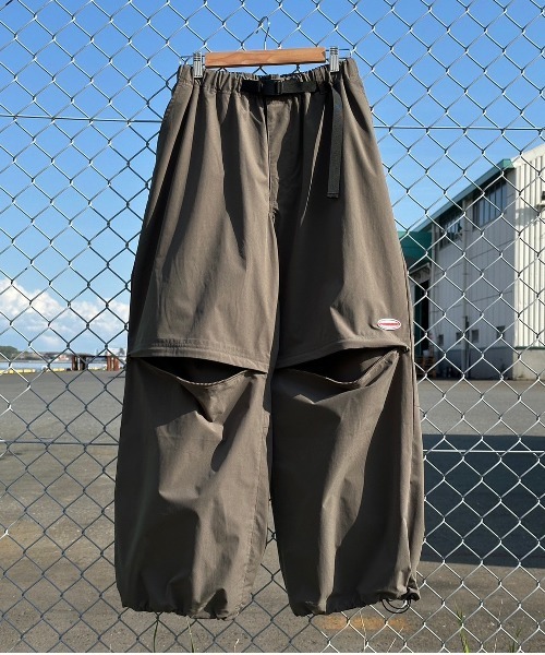 Perushu(ペルーシュ)の「クライミングデザインパンツ(その他パンツ・メンズ・ダークオリーブ/ブラック/グレイッシュベージュ・SMALL/MEDIUM/LARGE)」の2枚目の写真