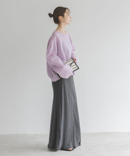 Noble（ノーブル）の「キュプラサテンナローAラインスカート（スカート・レディース・グレー/ブラウン/ネイビー・36/38）」の8枚目の写真