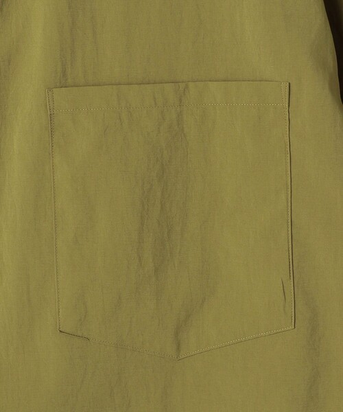 UNITED ARROWS（ユナイテッドアローズ）の「ポプリン ソリッド ショートスリーブ シャツ（シャツ/ブラウス・メンズ・オリーブ/ホワイト/ロイヤルブルー・S/M/L/XL）」の18枚目の写真