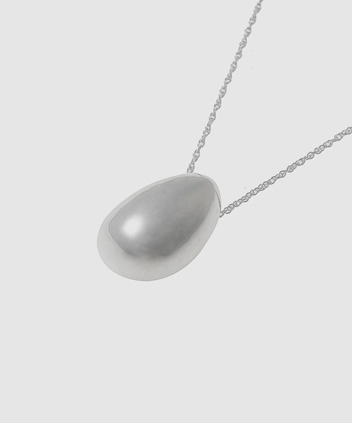 SOPHIE BUHAI（ソフィーブハイ）の「Everyday Egg Pendant（ネックレス・レディース・シルバー・16）」の2枚目の写真