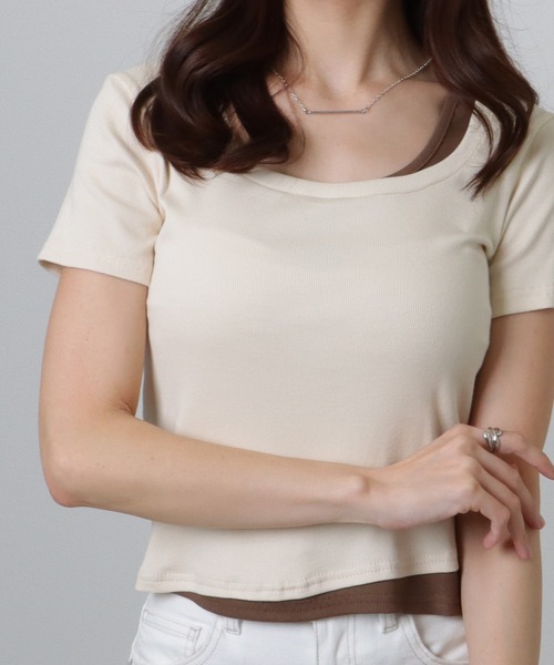 Lace Ladies(レースレディース)の「ラウンドネック フェイクレイヤード 配色 半袖 トップス(Tシャツ/カットソー・レディース・ホワイト/ブラック/グレイッシュベージュ/アイボリー/グレー・S/M/XL)」の3枚目の写真