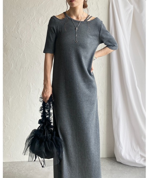 セール】カットアウトオフショルダー肩あき半袖タイトロング丈リブ