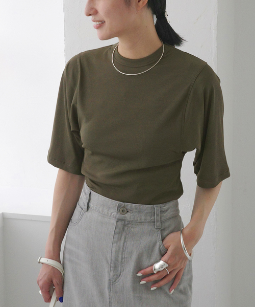 AP STUDIO（エーピーストゥディオ）の「【DAWN/ダン】CUP IN SHORT SLEEVES（ラッシュガード・レディース・ブラック/カーキ/オレンジ・FREE）」の3枚目の写真